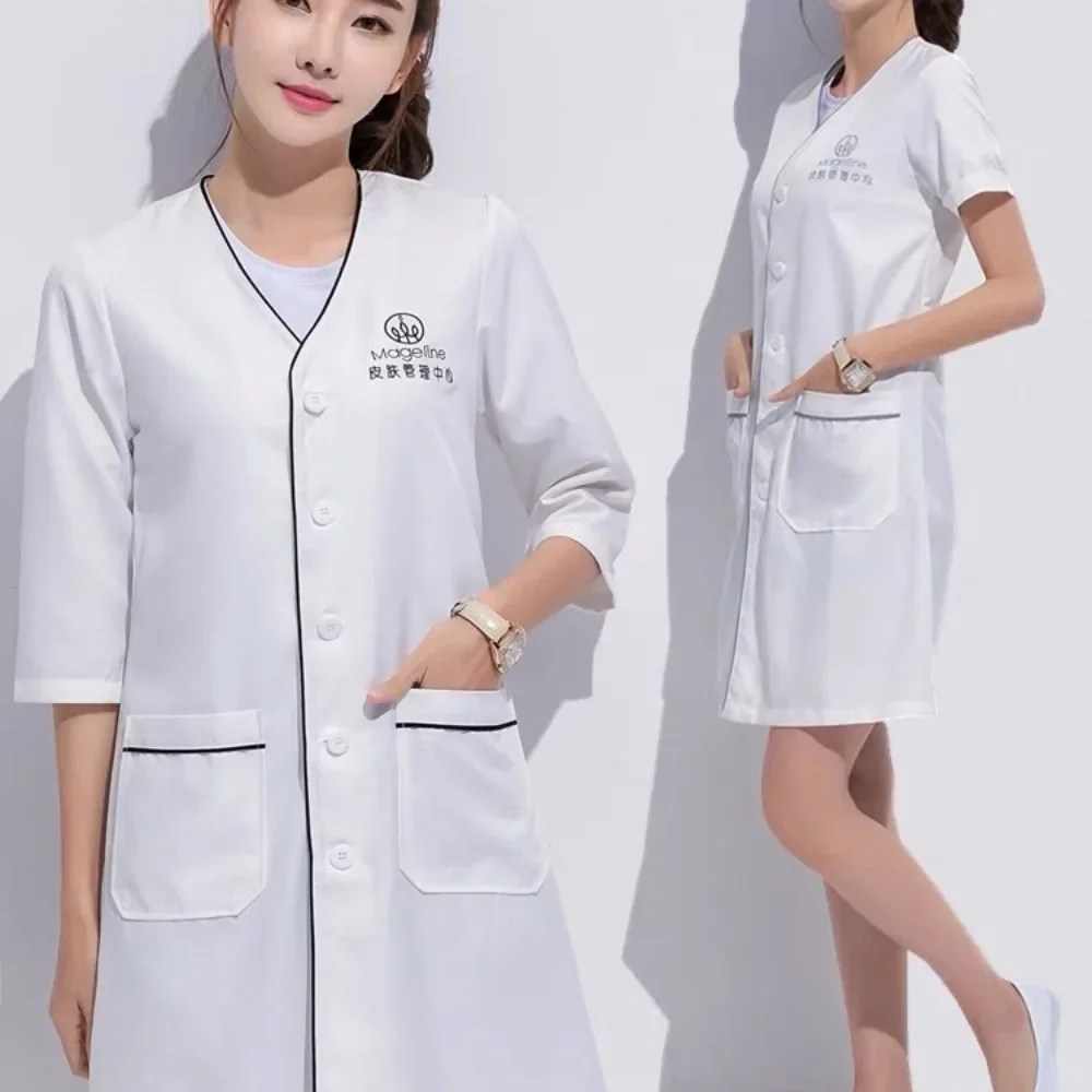 Medical Lab Coats - カスタムロゴ入り美容ユニフォーム、美容師、スキンマネージャー、作業服、スパユニフォーム、白、大きいサイズ、半袖ラボコート、サロンスクラブ